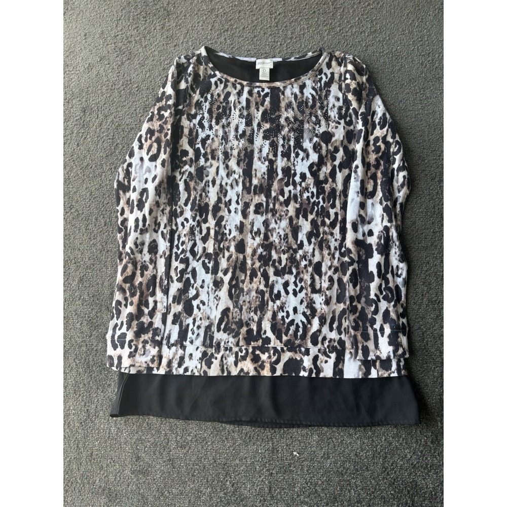 Chicos Zenergy Size 0 Gray Black Bling Top Tee Scoop Neck